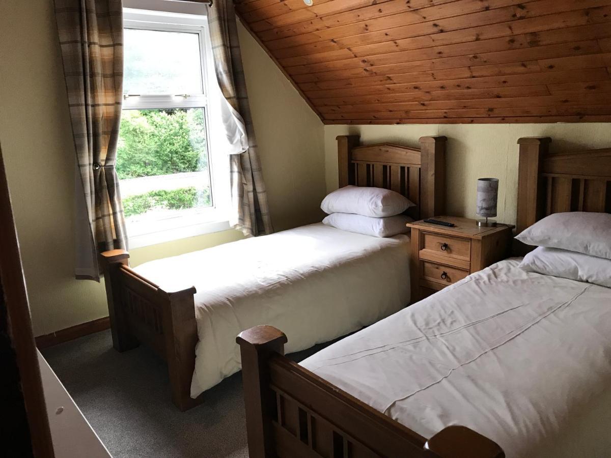 Campfield House Bed and Breakfast Fort William Buitenkant foto